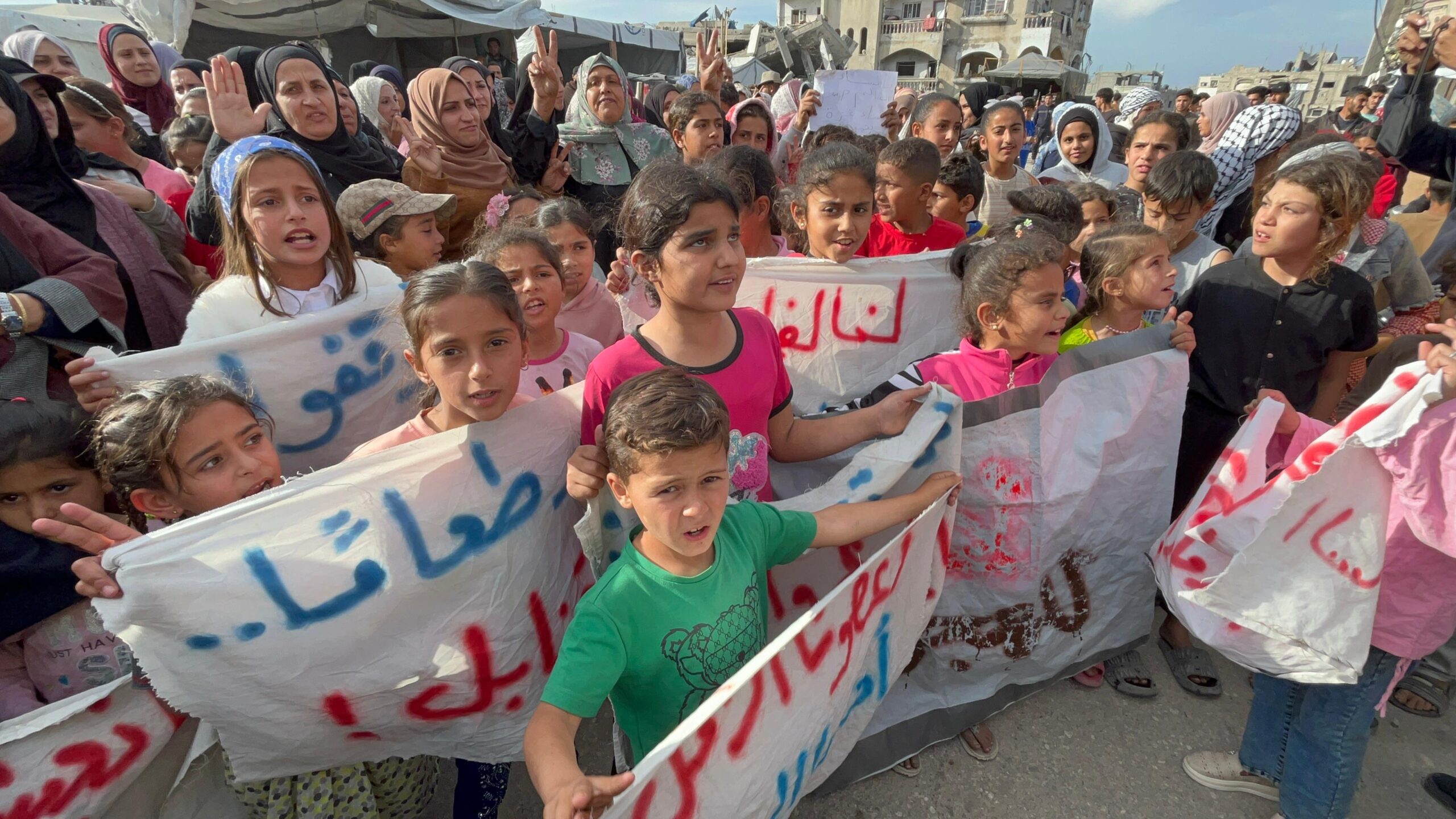 ‘We Gazans Are Starving as Closure Persists, Hamas Hoards, and Looters Steal’