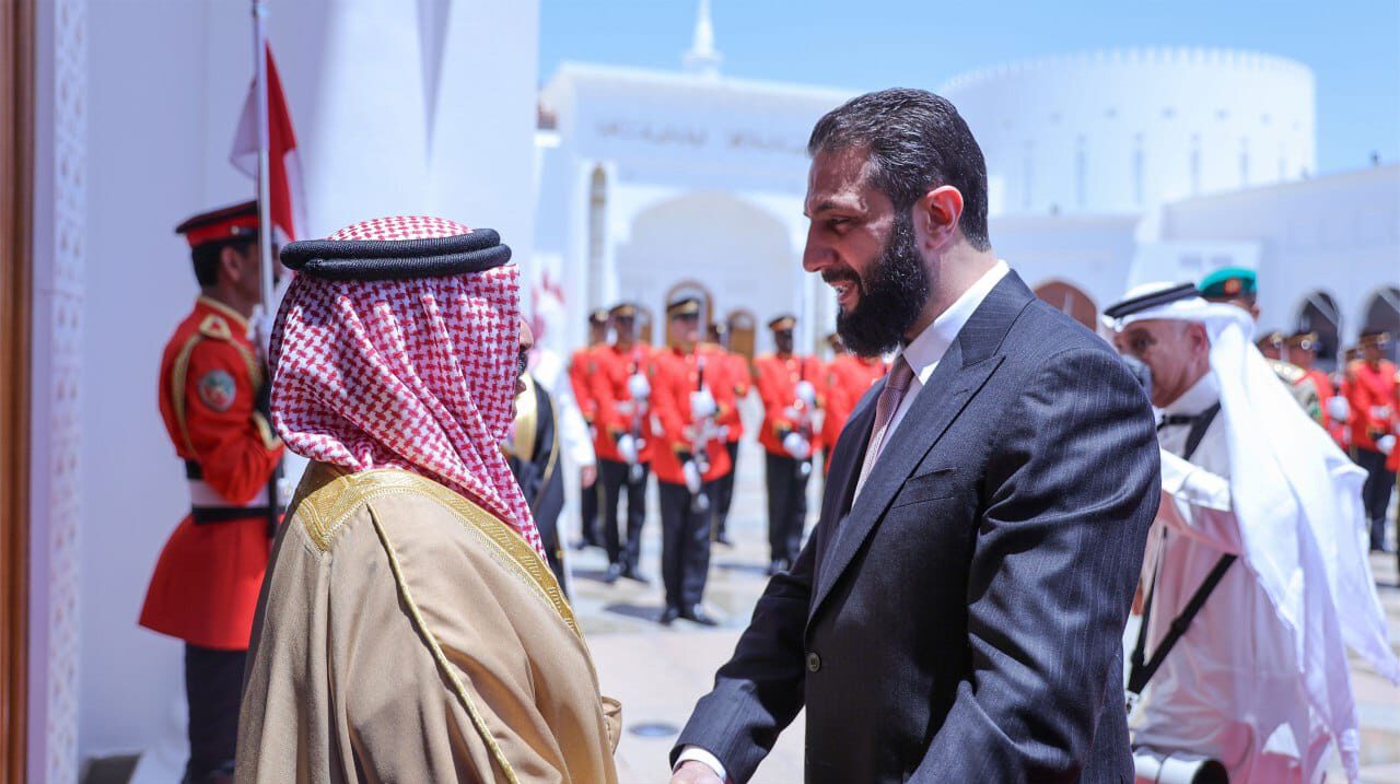 Syria’s al-Sharaa Visits Bahrain in Push for Gulf Reengagement