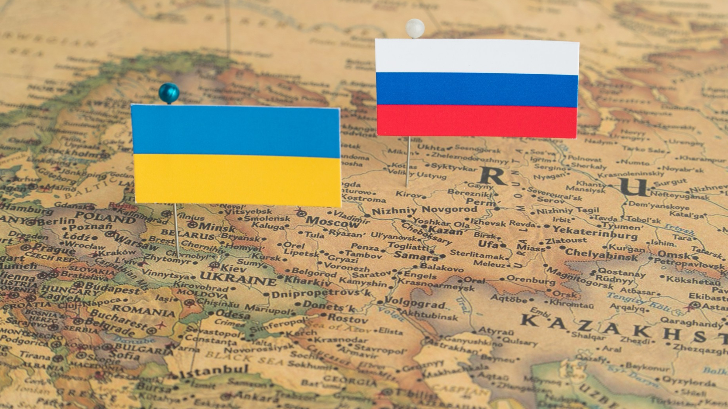 Trump Pushes Land-Swap Peace Plan as Zelenskyy Heads to Washington