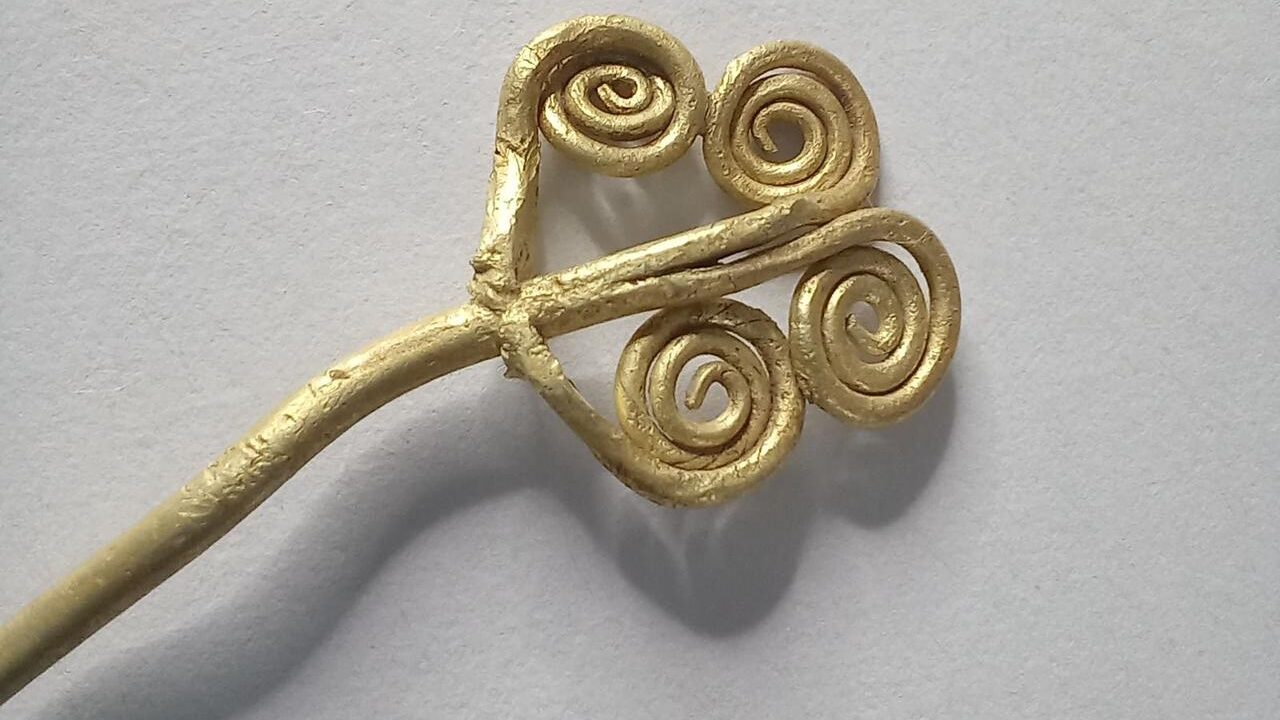 Gold Brooch and Jade Find Push Troy’s Timeline Back to 2500 BCE