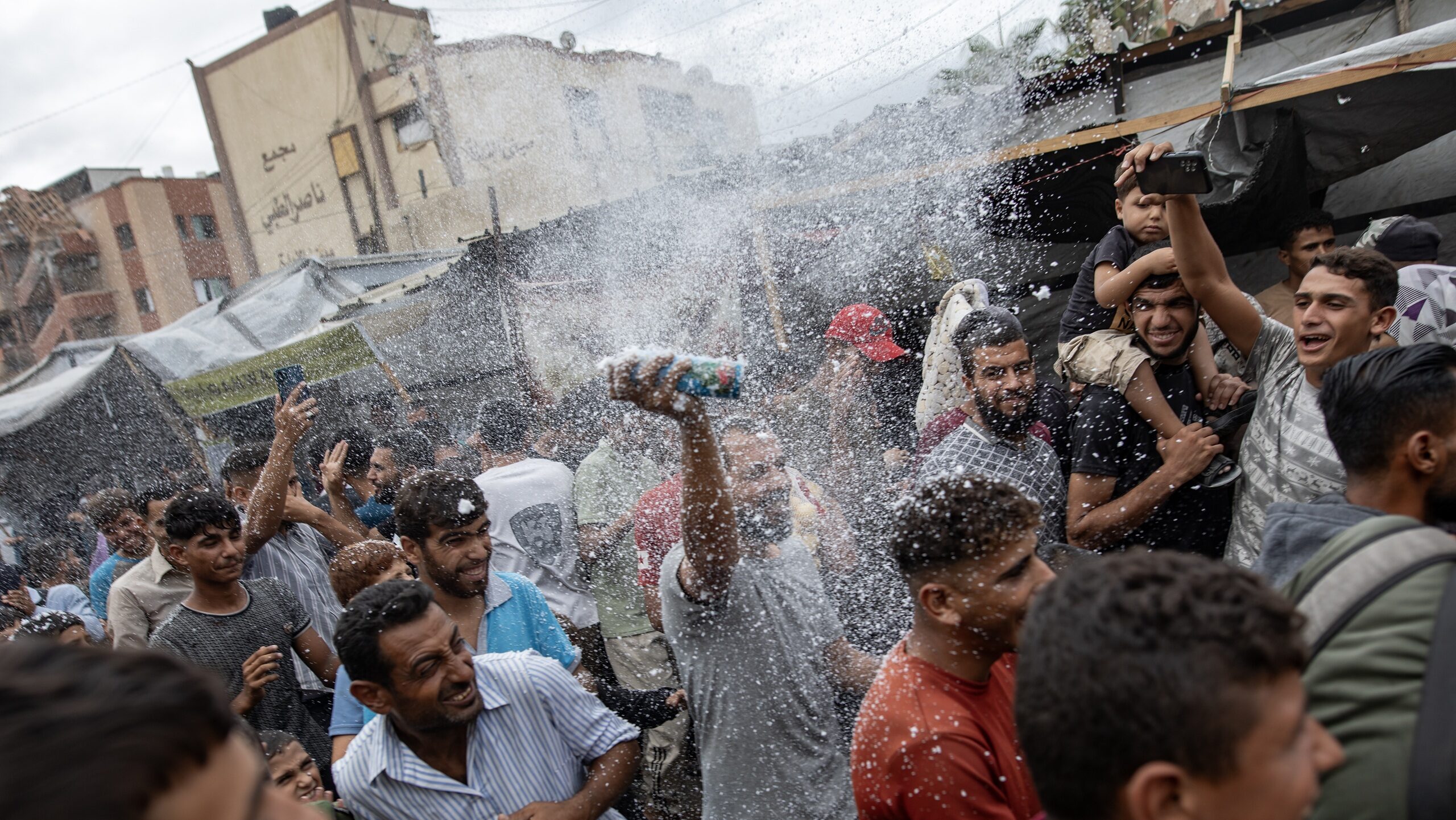 ‘This Is Definitely a Morning for Celebration’: Mediators Seal Gaza Ceasefire Framework