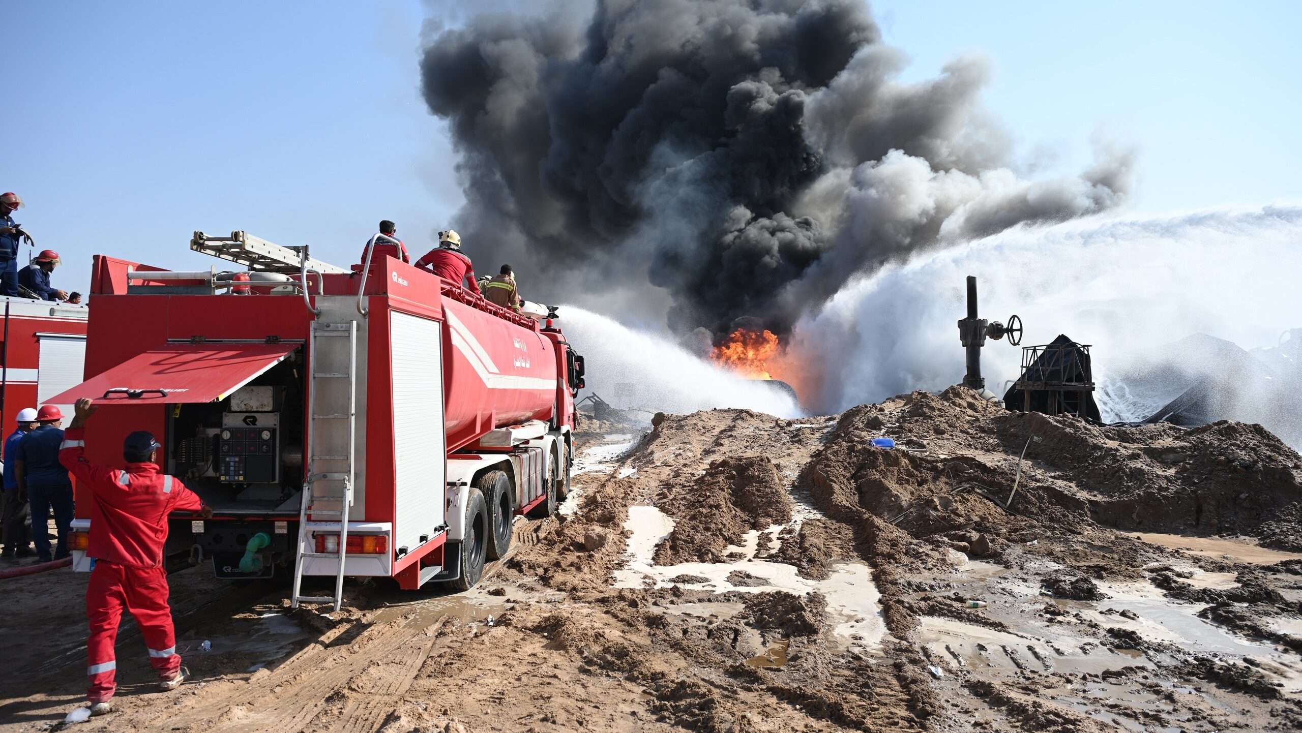 Basra Storage Blaze Follows Gas Leak at Zubair Site, Iraq Says Basra Storage Blaze Follows Gas Leak at Zubair Site, Iraq Says