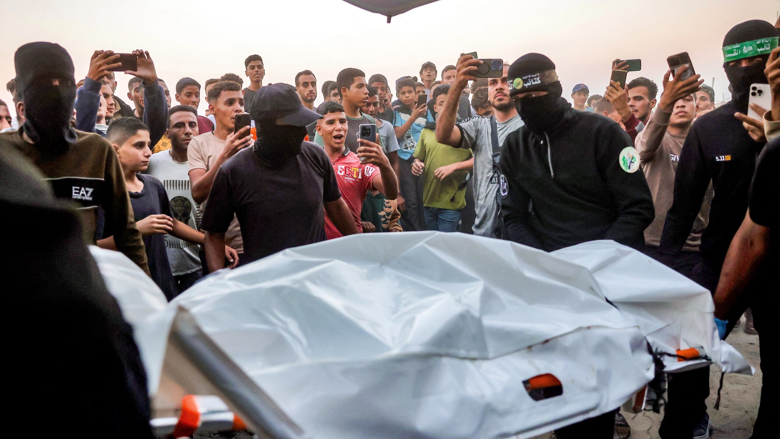 ‘This Is a Clear Violation’: Israel Hits Gaza as Remains Dispute Boils Over ‘This Is a Clear Violation’: Israel Hits Gaza as Remains Dispute Boils Over