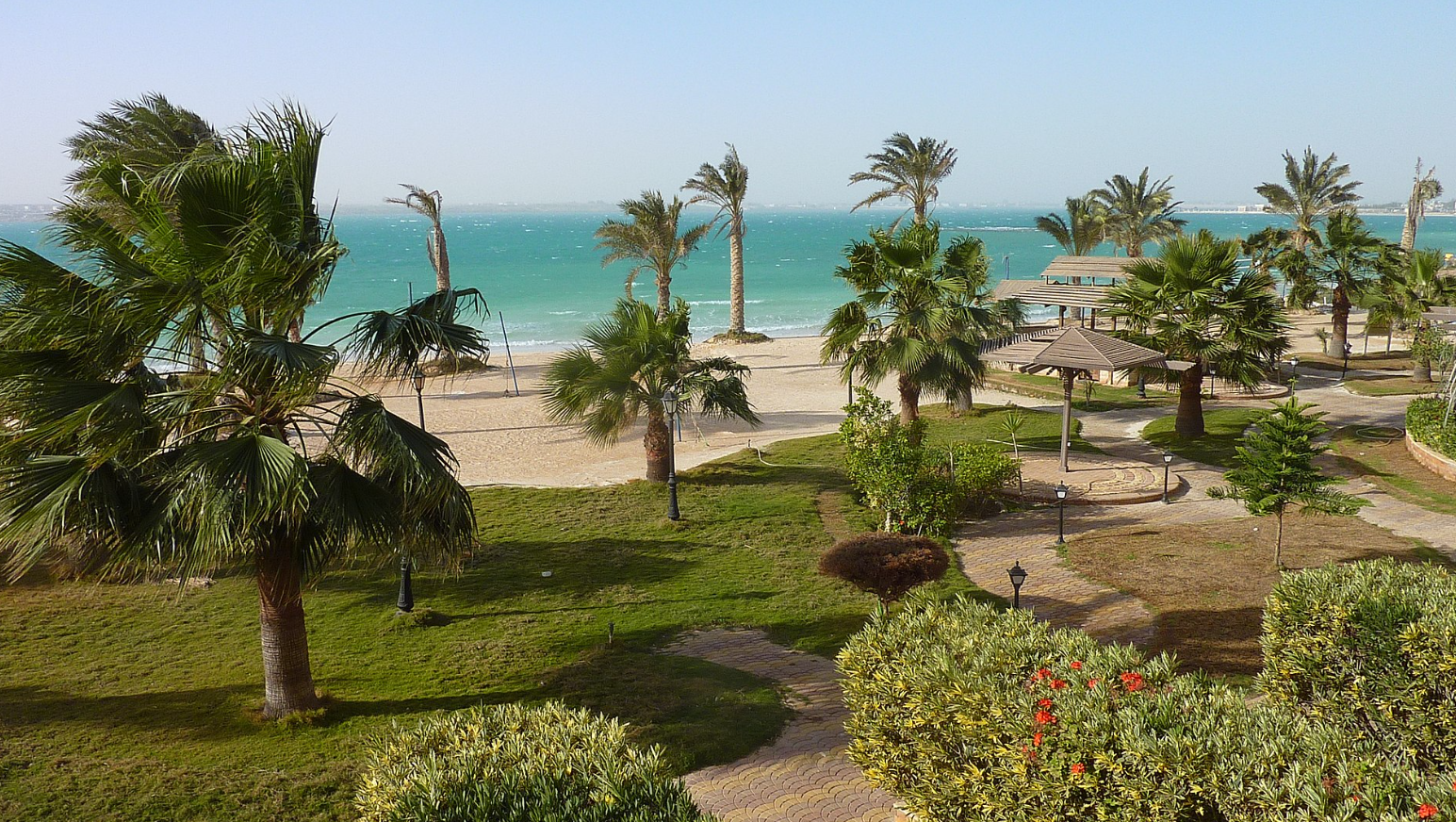 Qatar Signs $29.7 Billion Deal to Develop Mega Coastal Project in Egypt