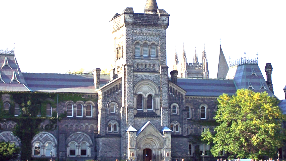 Toronto University Flooded With 16,000 Applications for Just 10 Conflict-Zone Scholarships 