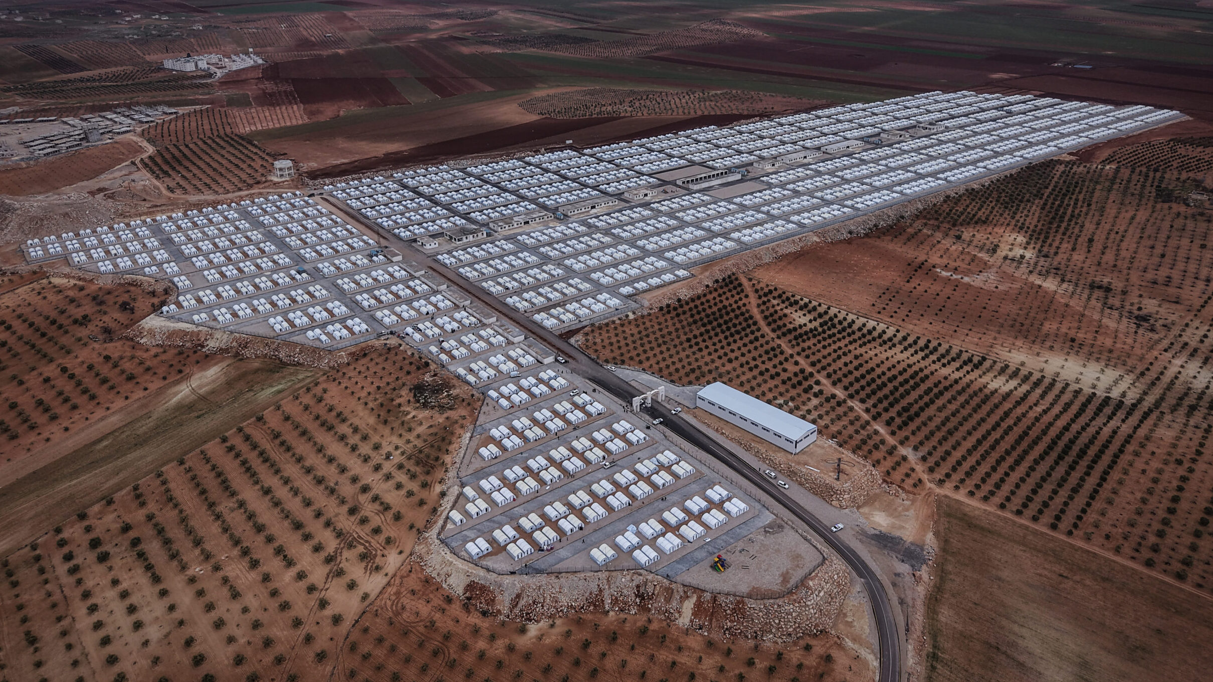 Syria Blames SDF Withdrawal for Chaos and Escapes at al-Hol Camp