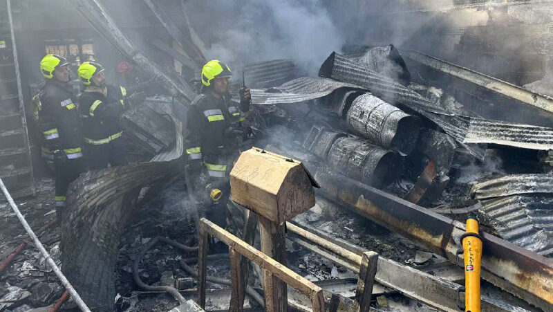 Iranian Army Helicopter Crashes Into Isfahan Market, Killing 4