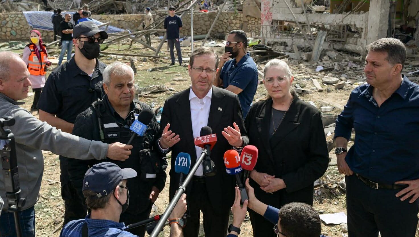 President Herzog Visits Missile Strike Site in Dimona, Warns Iran ‘You’re Mistaken’