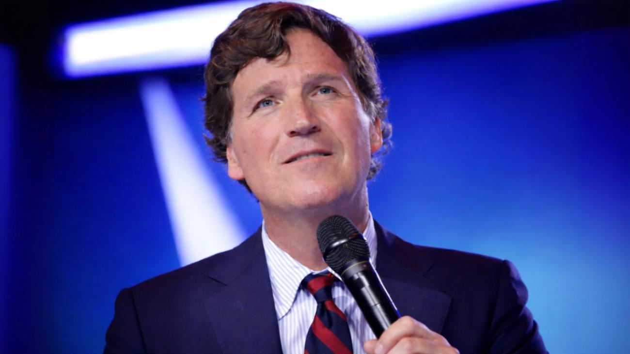 Carlson’s Chabad Conspiracy Claims Spark Backlash From Jewish Leaders, Media Watchdogs