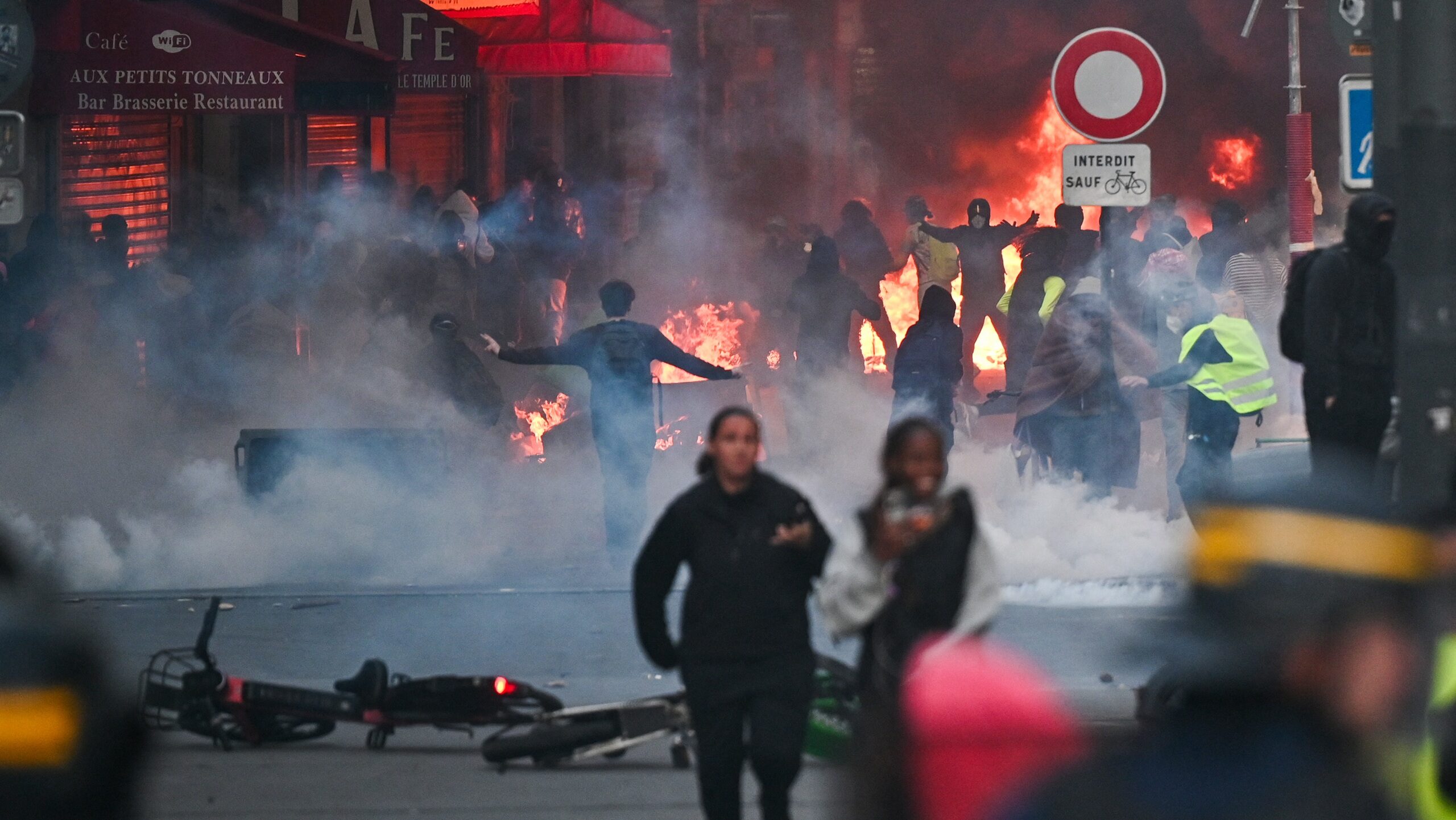 France’s Riots Give Extremist Networks an Opening, Experts Warn